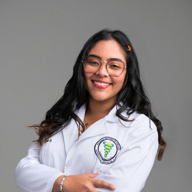 Babysitter in Granada: Angela