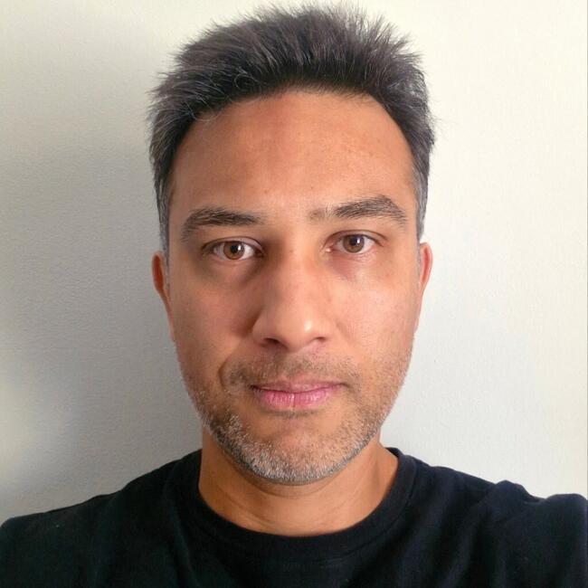 Emprego de babá em São José dos Campos: Roberto