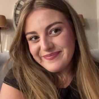 Nanny in Piles: Anna