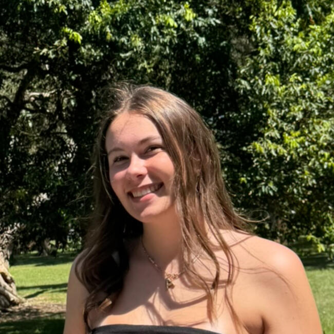 Babysitter in Sydney: Abby