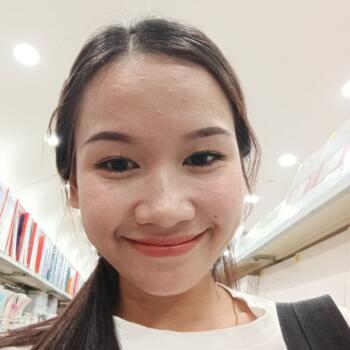 Babysitter in Puchong: Frisca