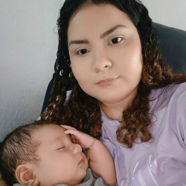 Babysitting job in Floridablanca: Lady Marcela