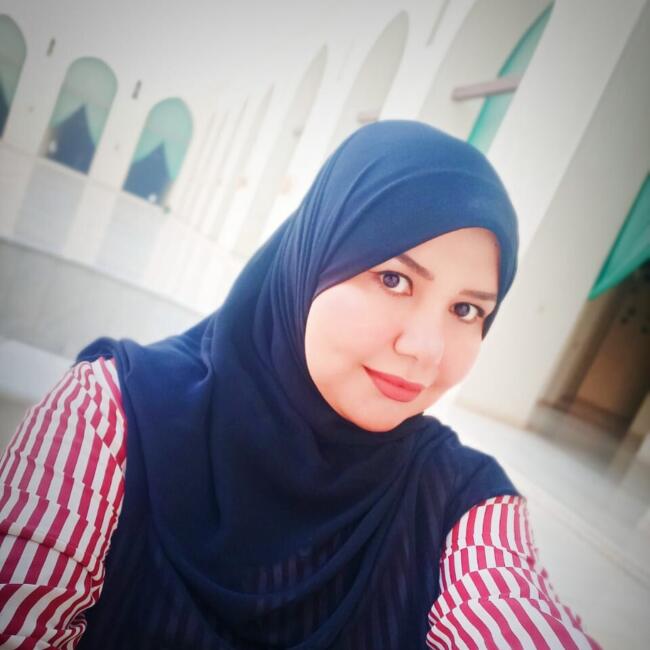 Babysitter in Cairo: Eman