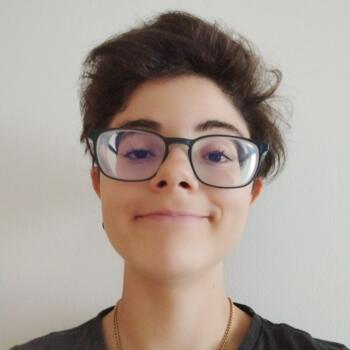 Baby-sitter in Grenoble: Laura