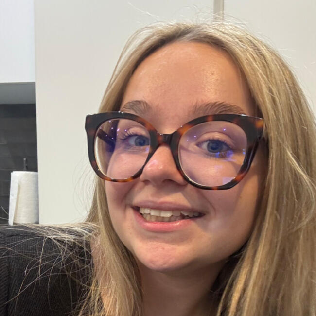 Babysitter in Gerpinnes: Iliana