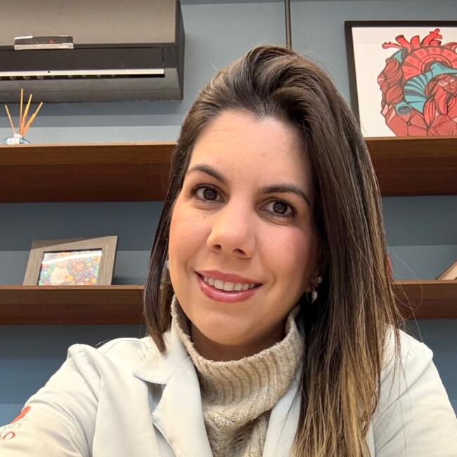 Babysitting job in Londrina: Gabriela