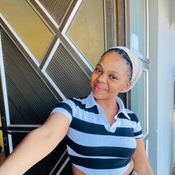 Babysitter in Port Shepstone: Ntokozo Anita