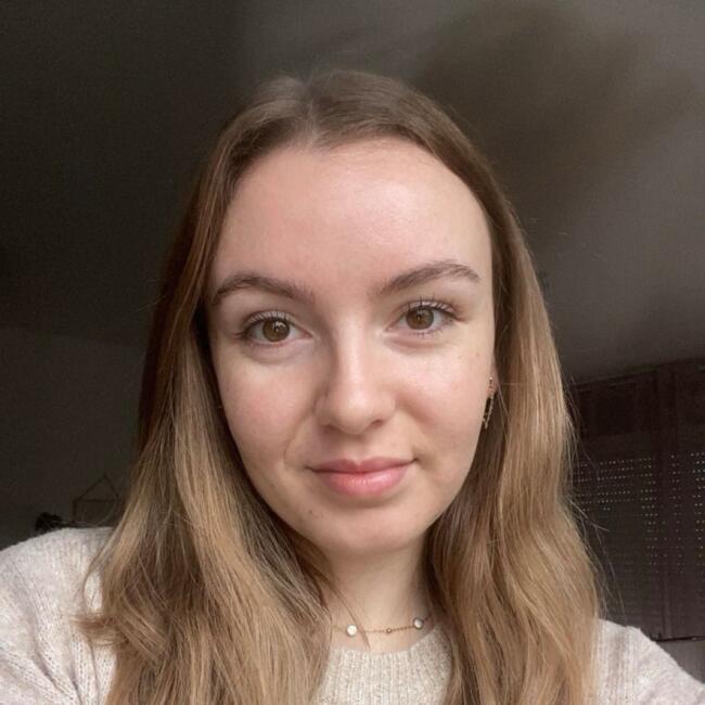 Babysitter in La Roche-sur-Yon: Margot