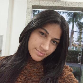 Emprego de babá em Arapongas: emprego de babá Nivia