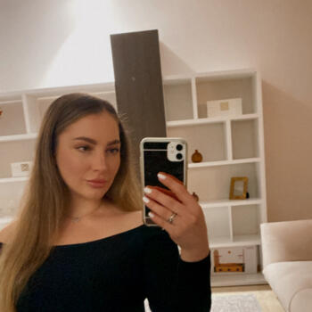 Δουλειά για nanny (νταντά) στην περιοχή Βαλένθια: δουλειά φύλαξης παιδιών Valentyna