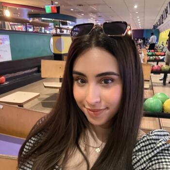 Babysitter in Slough: Fernanda