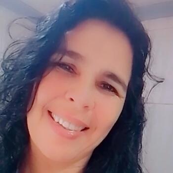 Babá em Almirante Tamandaré: Raquel