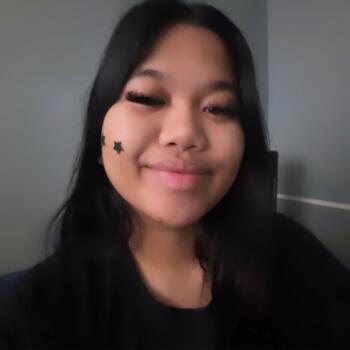 Babysitter in Calgary: Kiara
