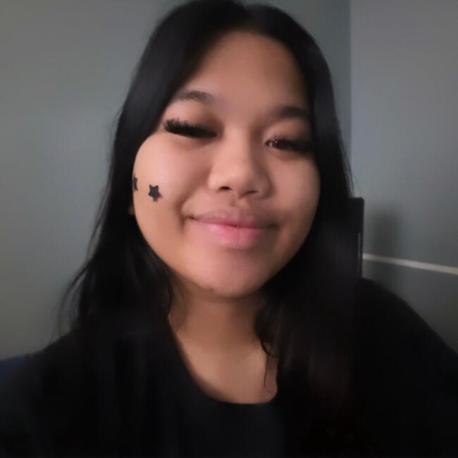 Babysitter in Calgary: Kiara