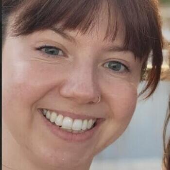 Babysitter in Melbourne: Kayla