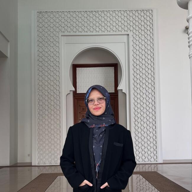 Pengasuh di Melawati: Marwah