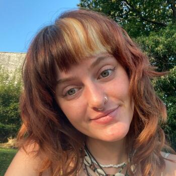 Babysitter in Namür: Émerane