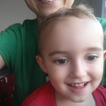 Emprego de babá em Chapecó: emprego de babá Mélani