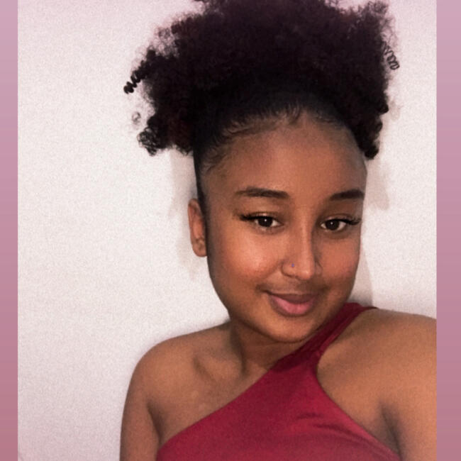 Babysitter in Coimbra: Shanila