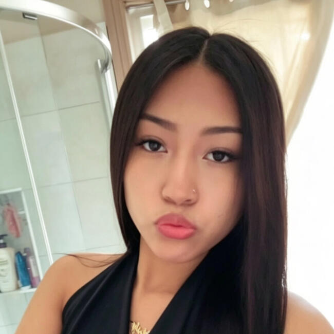 Babysitter in London: Lesly