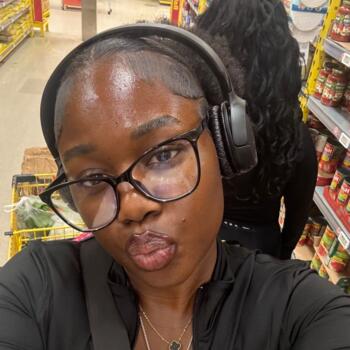 Baby-sitter in Montréal: Aimerance