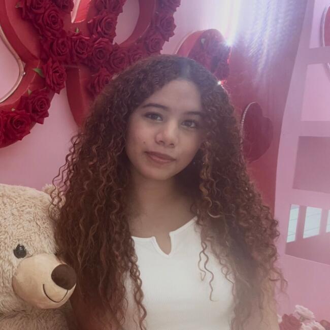 Babysitter in Burunga: Keylis Anahis