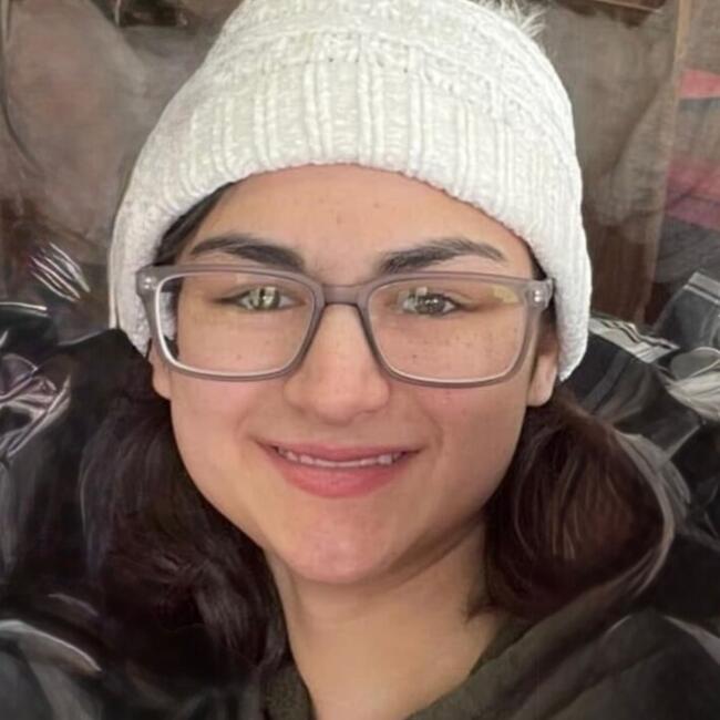 Babysitter in Dalton: Zayna