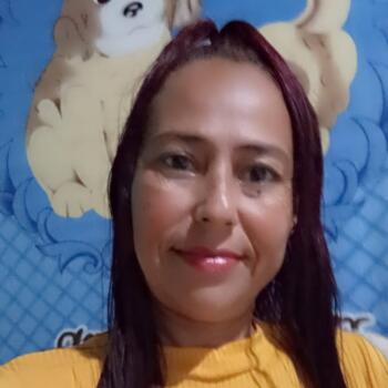 Babá em Marituba: Neves Silva