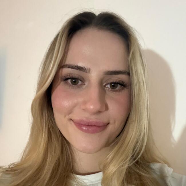 Opiekunka do dziecka w Mstów: Oliwia