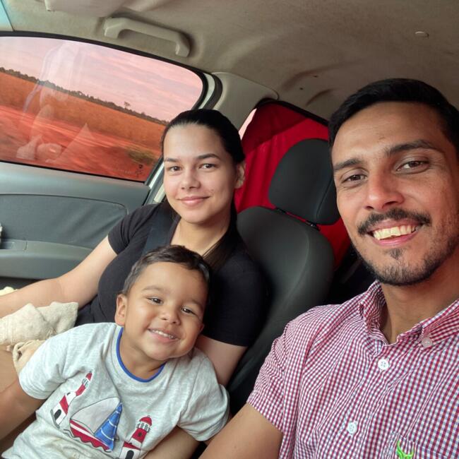 Emprego de babá em Goiânia: Manraia