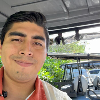 Babysitting job in Playa del Carmen: babysitting job Oscar