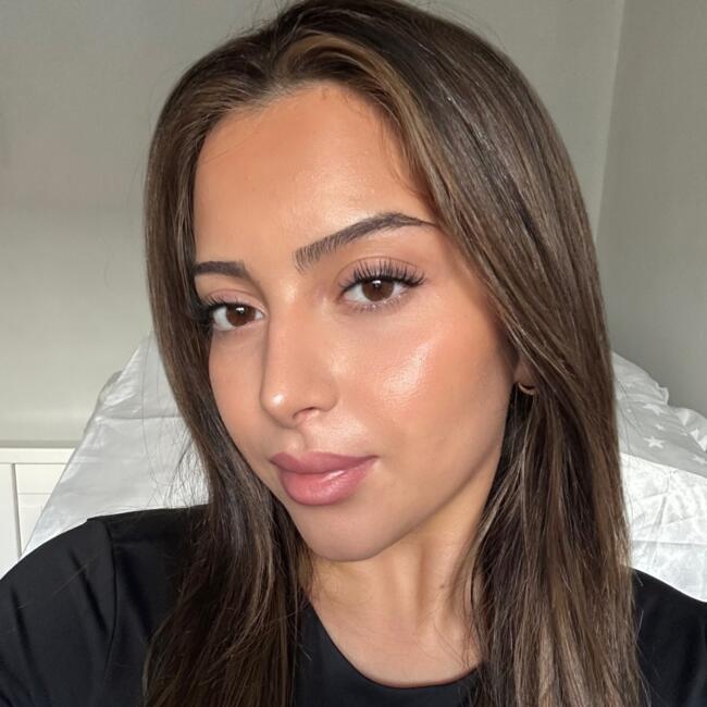 Babysitter in Manchester: Meriem