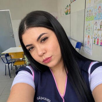 Babá Osasco: Alice