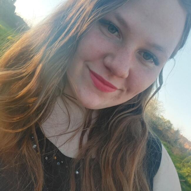 Babysitter in Nagykörű: Kiara