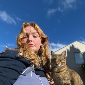 Babysitter in Wanaka: Eve