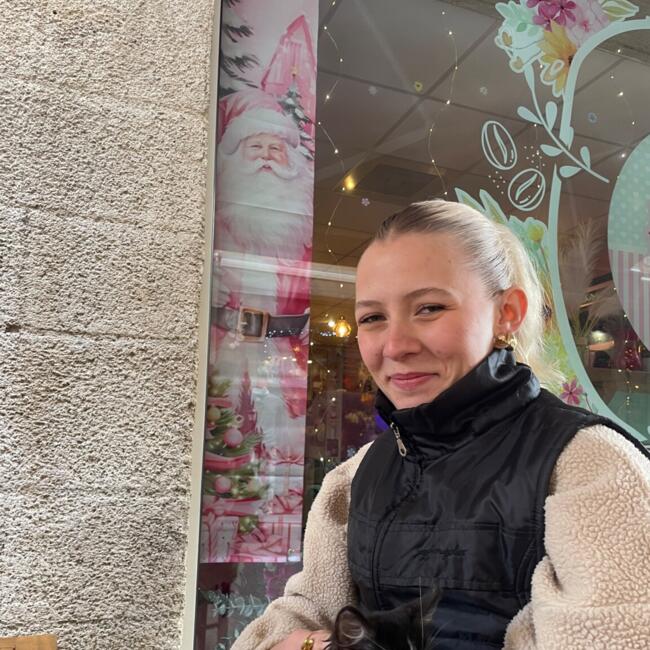 Babysitter in Montpellier: Lea