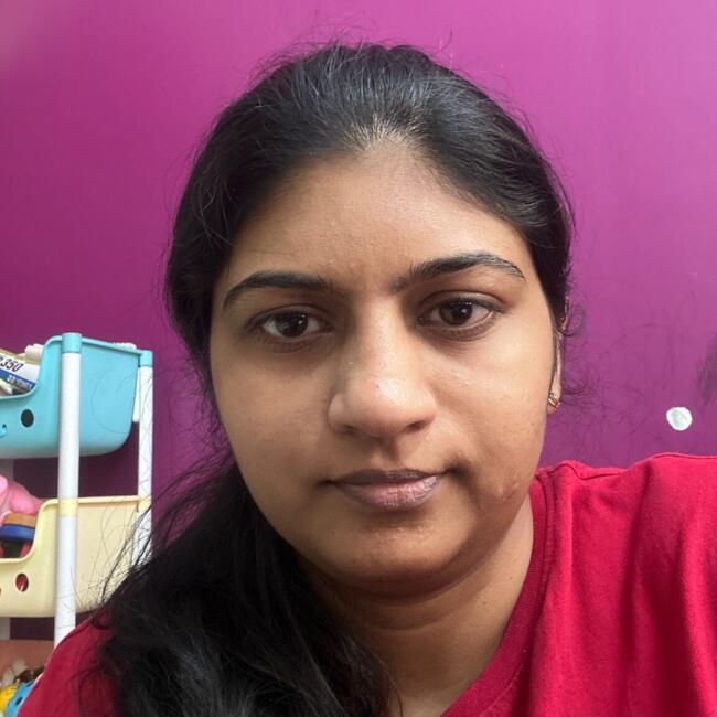 बंगलौर में बेबीसिटिंग की नौकरी: Minu