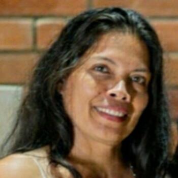 Baby-sitter in Floridablanca: Elda