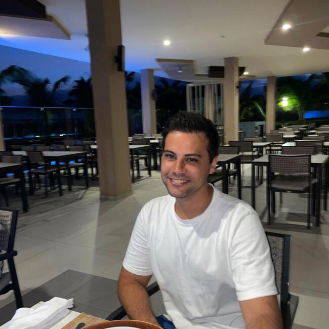 Trabalho de babysitting em Braga: Pedro