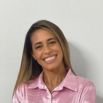 Babysitter in North Miami: Kelly