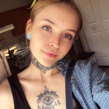 Babysitter Lower Hutt: Angel