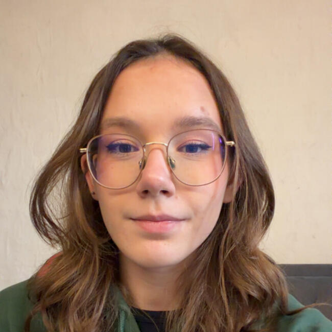 Babysitter in Charleroi: Aurélie