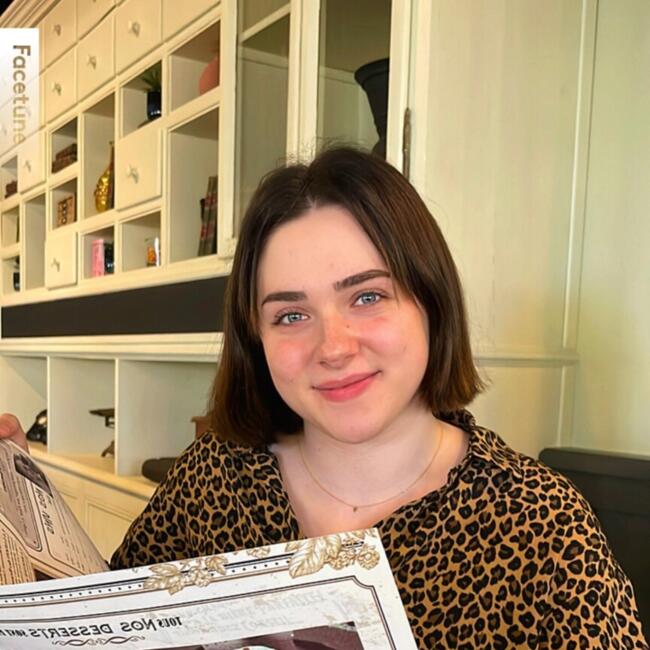 Babysitter in Semussac: Coralyne