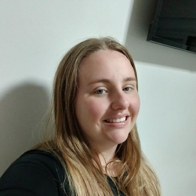 Babysitter in Passo Fundo: Anna Laura