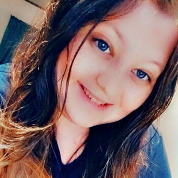 Babysitter in Dade City: Samantha