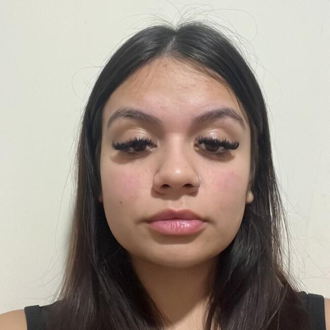 Babysitter in Curitiba: Isabella ibane