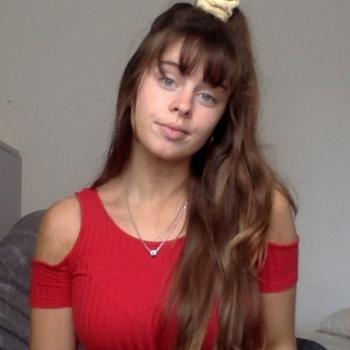 Babysitter in Cork: Aoife