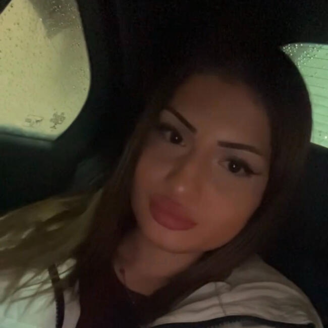 Babysitter in Laval: Delina