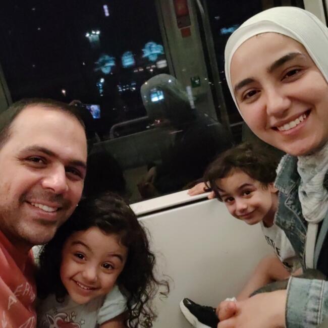 وظيفة جليسة أطفال في عجمان: Mohammad