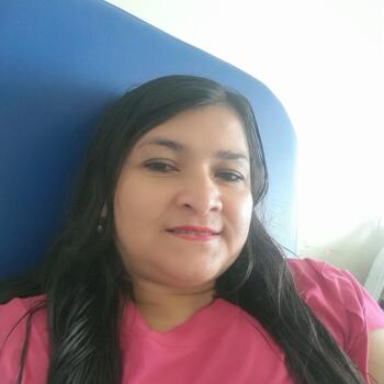 Babysitter in Belém: Rosy